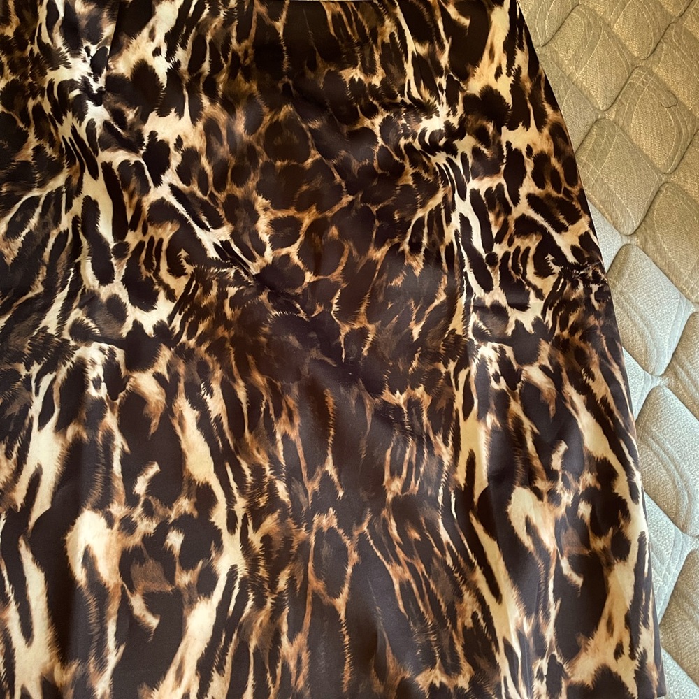 Dainty Jewell pencil skirt
